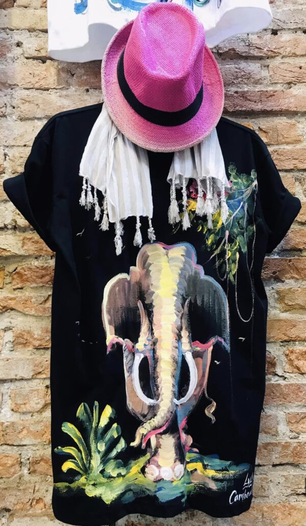 Elephant t-shirt painting