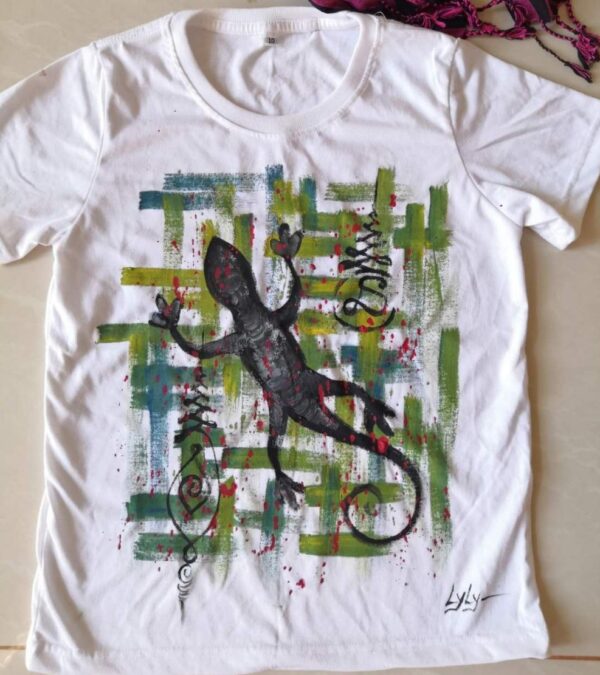 Gecko T-shirt Painting